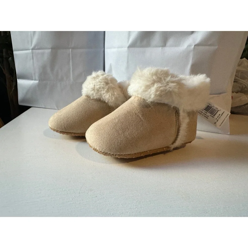 Faux-Suede Fold-over Faux Fur Booties for babies